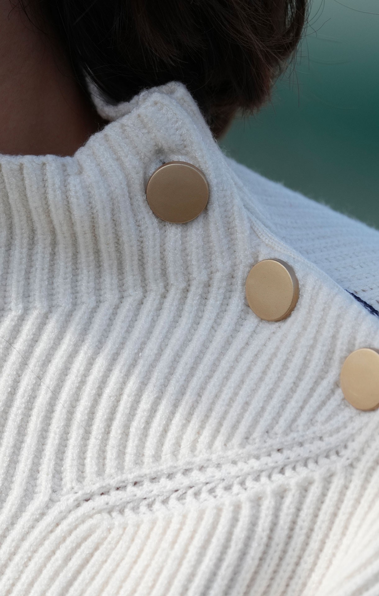 Pull chic et original ROSANE Écru/Marine – Image 3